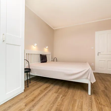 New 6 - Self Check In, Free Parking