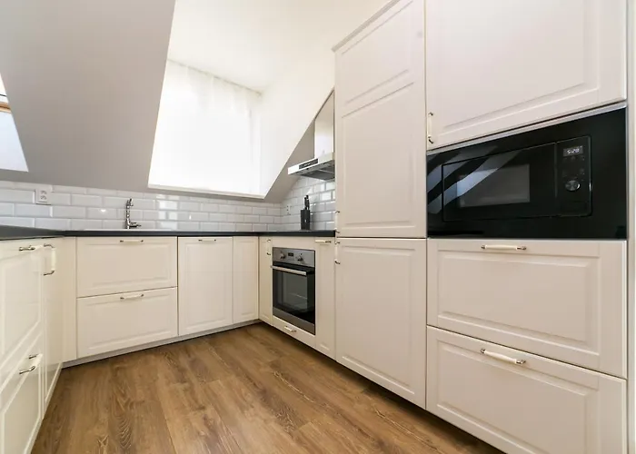 Appartement New 6 - Self Check In, Free Parking *